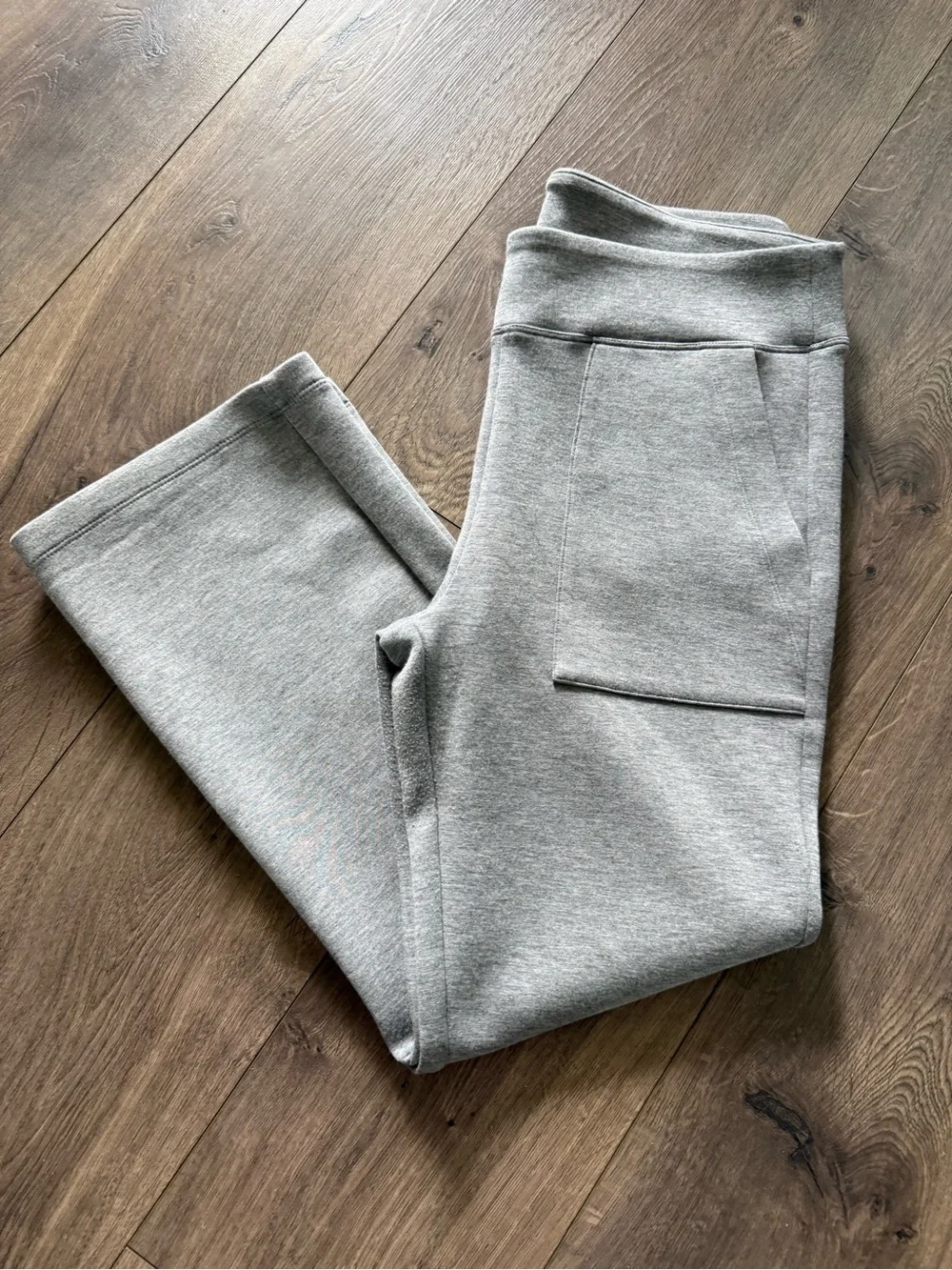 Cabi Crop Pants - Picture 1 of 6